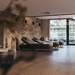 Vaya Hotel 4*