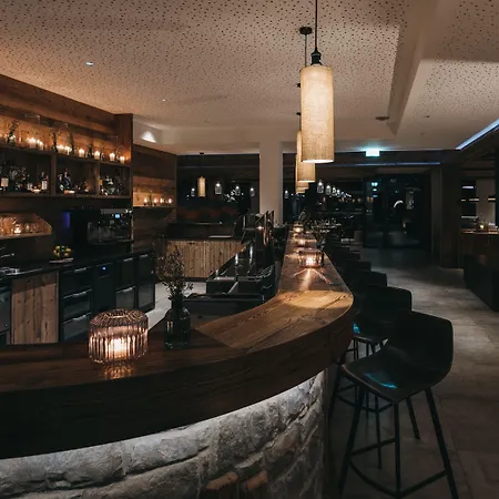 Otel Vaya 4*
